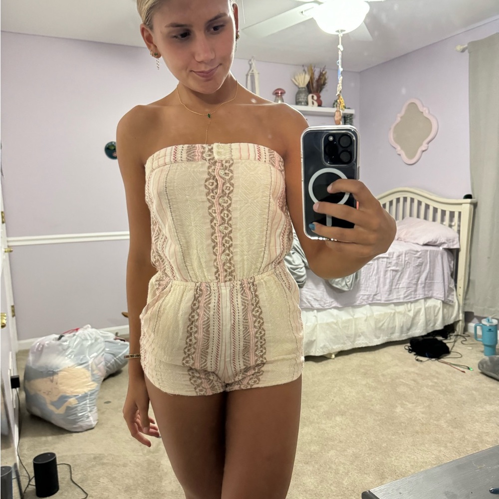 Roxy romper! Super beachy!